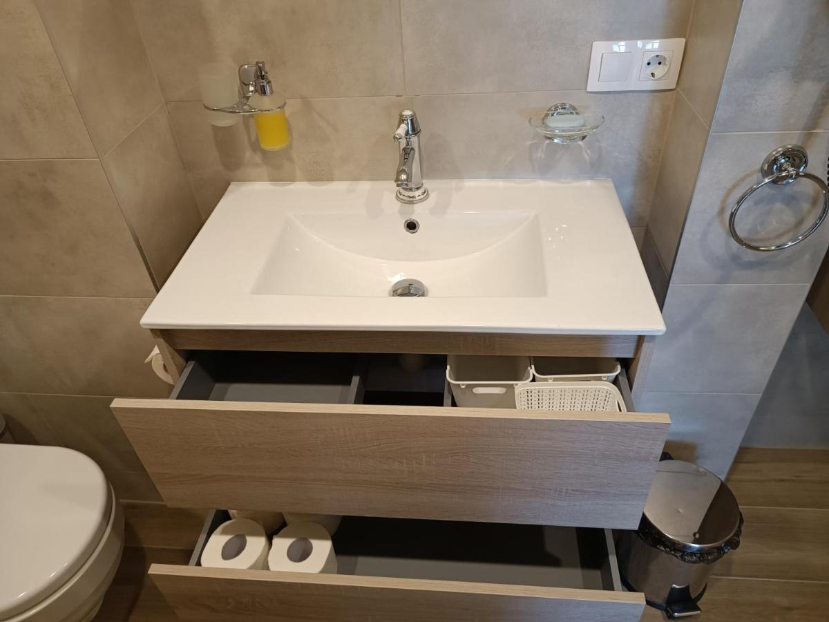 Liuto Apartamentai Juodkrantė Dış mekan fotoğraf